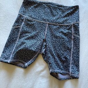 Bike shorts with pockets